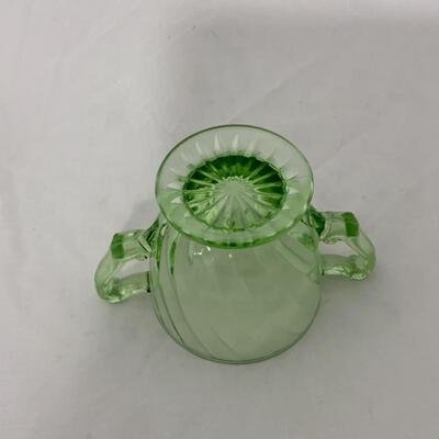 .154. VINTAGE | Green Depression Swirl | Open Sugar
