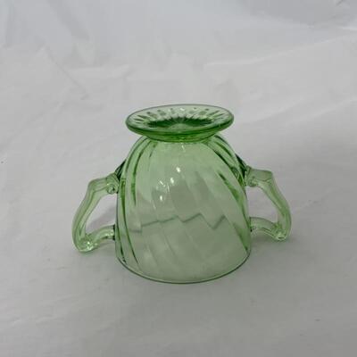 .154. VINTAGE | Green Depression Swirl | Open Sugar