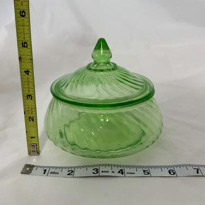 .158. VINTAGE | Imperial Glass Co. | Covered Candy | Preserve | Twisted Optic