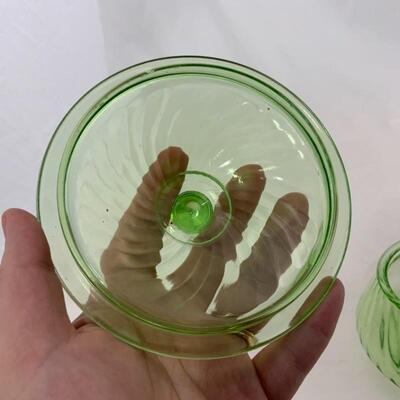 .158. VINTAGE | Imperial Glass Co. | Covered Candy | Preserve | Twisted Optic