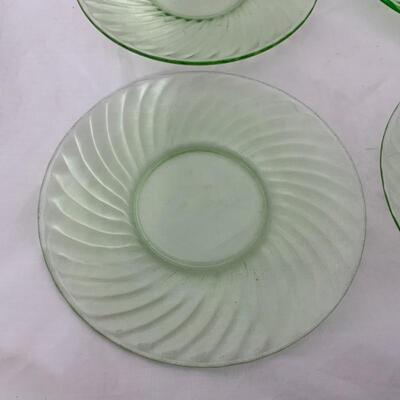 .159. VINTAGE | Anchor Hocking | Green Depression | 7 Plates Saucers