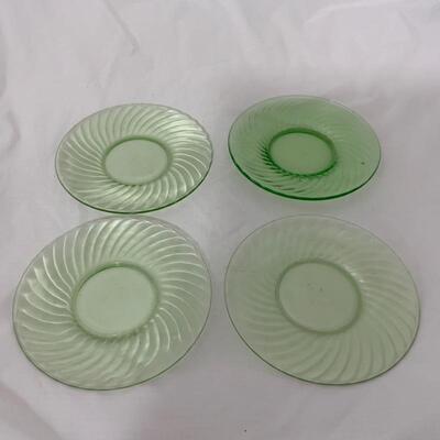 .159. VINTAGE | Anchor Hocking | Green Depression | 7 Plates Saucers