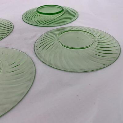 .159. VINTAGE | Anchor Hocking | Green Depression | 7 Plates Saucers