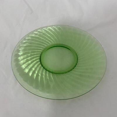 .160. VINTAGE | Anchor Hocking | Green Swirl | 10â€ Dinner Plates