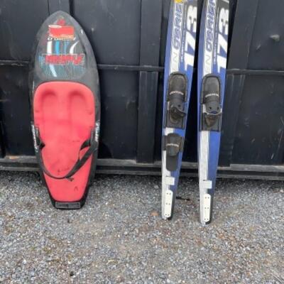 O629 Pair of Oâ€™Brien Water skis and Knee Board 