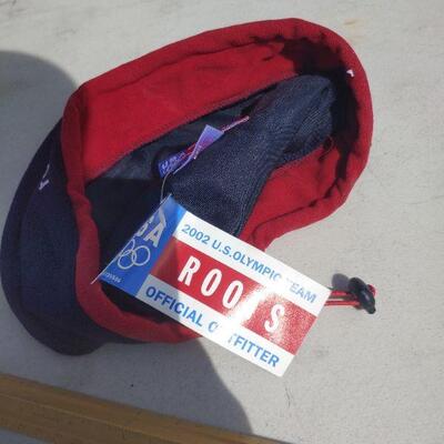 Official 2002 Olympic Roots beret