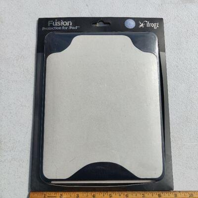 Ifrogz ipad case 