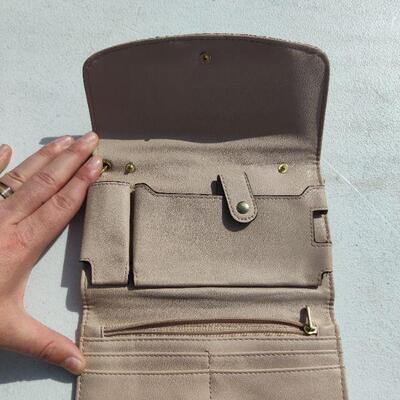 Women's wallet
