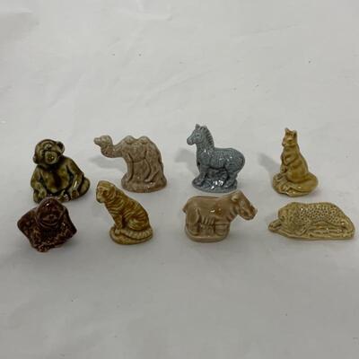 .170. VINTAGE | Wades | 8 Safari Animals 