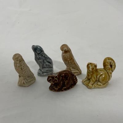 .171. VINTAGE | Wades | 5 Animals | Raccoon | Wolf