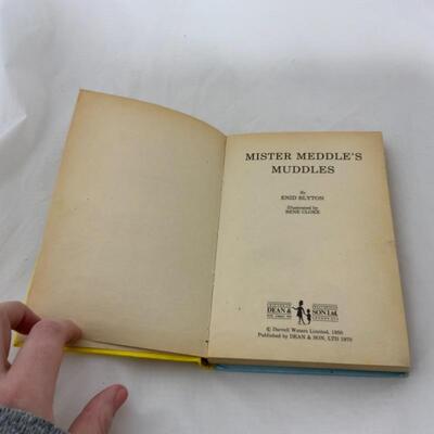 .174. VINTAGE | 1970 | Mr. Meddleâ€™s Muddles | Enid Blyton