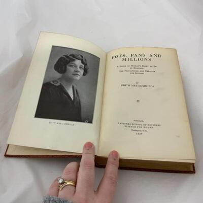 .175. VINTAGE | 1929 | Pots Pans and Millions | Edith Mae Cummings | Book