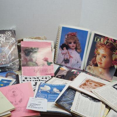 Lot 88 Vintage 1940s-1960s doll Ephemera