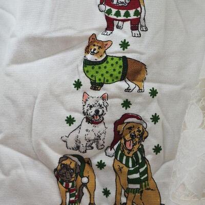 Lot 91 Vintage Linens