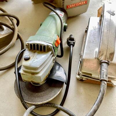 LOT 297  GROUP OF VINTAGE POWER TOOLS CRAFTSMAN BLACK & DECKER SAWS SANDERS 