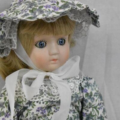 2pc Dolls: 1 w/ Floral Dress and 1 Nayukpuk - Vintage