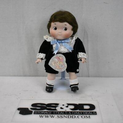Limited Edition Dolly Dingle Doll, 