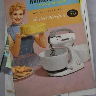 Thin Booklets, Pamphlets, Recipes, Guides: Formby's -to- BH&G All-Time Favorites