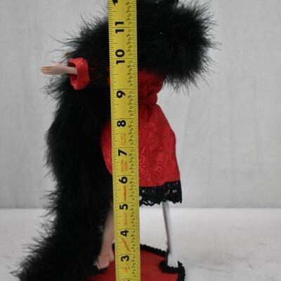 Tall Betty Boop Doll in Red Night Dress w/ Fur Throw