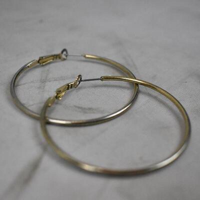 4 Pairs Costume Jewelry: Various Hoops (Gold, Silver, Dark, Rhinestones)