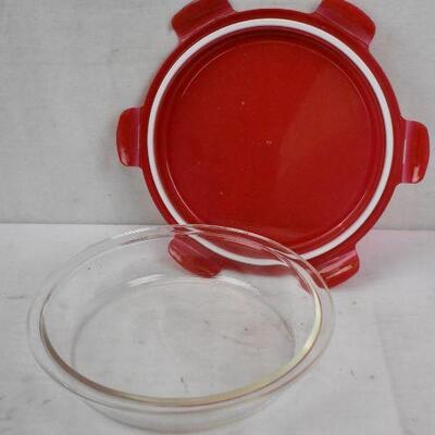 2x Tupperware with Red Lids, 6 Locks, w/ Seal for Tupperware