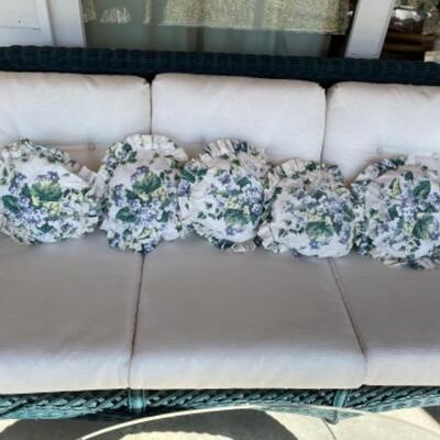 G433 Vintage Green Wicker Sofa With White Cushions & Glass Top Coffee Table 