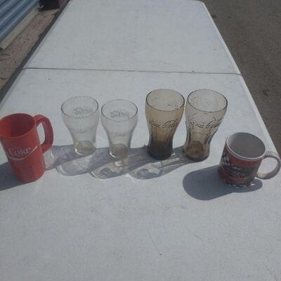 Lot 2 Coca-Cola glasses