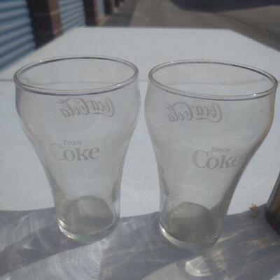 Lot 2 Coca-Cola glasses