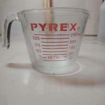 Pyrex measuring cup