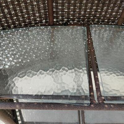 Outdoor / indoor cocktail bar wicker with glass plates