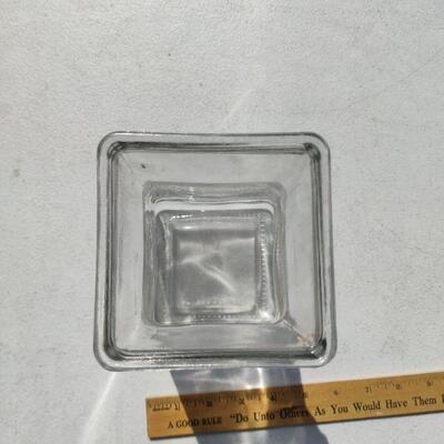 Square glass vace