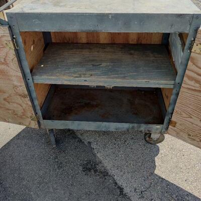 Cabinet on wheels
