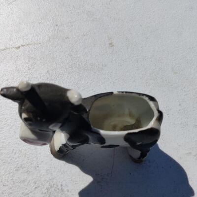 Small glass cow