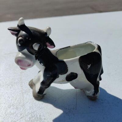 Small glass cow