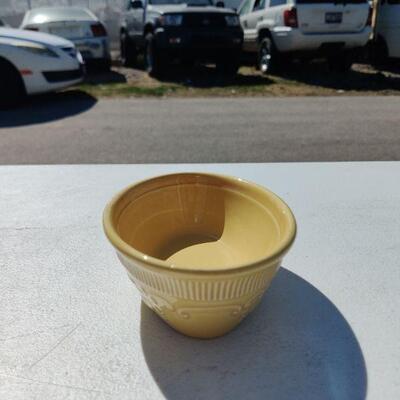 Genuine oven serve ware bowl