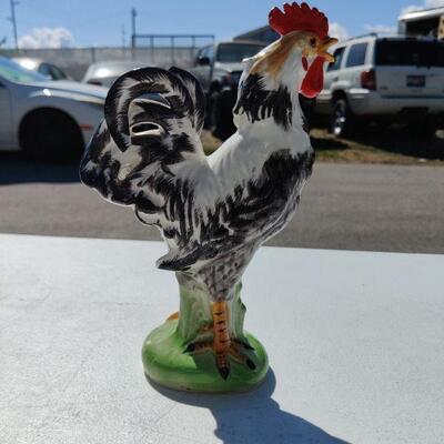 Glass chicken