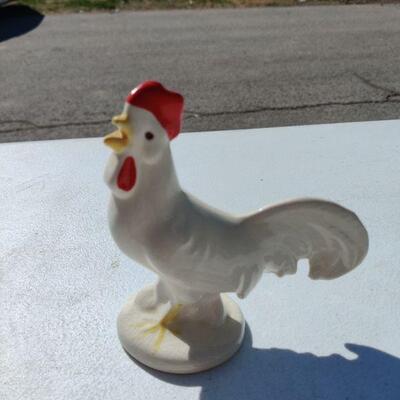 Small glass chicken