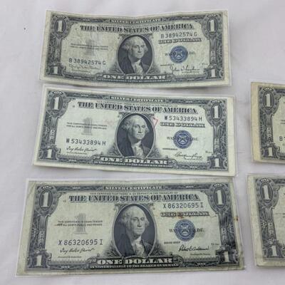.193. CURRENCY | 5 One Dollar Silver Certificates | 1935 Series