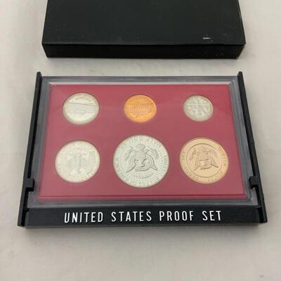 .198. COINS | 2 US Proof Sets | 1981 | 1982
