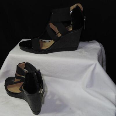 Ladies shoes