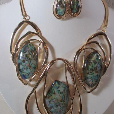 Gold Bib Necklace Haute Couture Multicolor Rhinestone /Earrings 