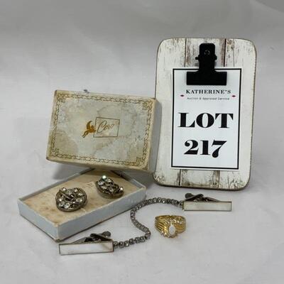 .217. VINTAGE | Coro Earrings in box | Sweater Clasp | Opal Ring