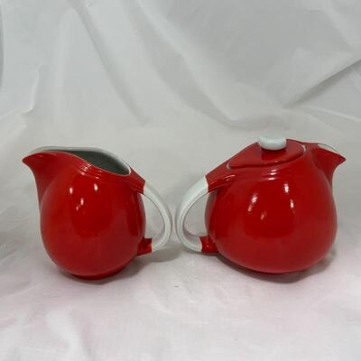 .223. VINTAGE | Hall Kitchenware | Red | Tea Pot | Creamer