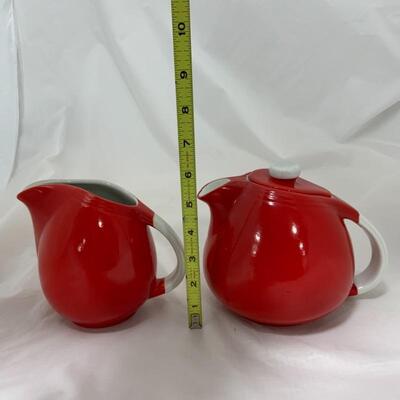 .223. VINTAGE | Hall Kitchenware | Red | Tea Pot | Creamer