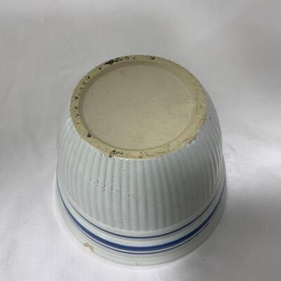 .228. VINTAGE | Pays to Mix with Hotmar Hardware | Stoneware | Princeton, Wis