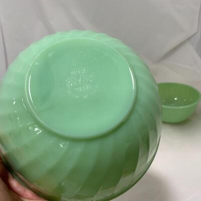 .232. VINTAGE | Fire King Jadeite | Two Swirl Nesting Bowls