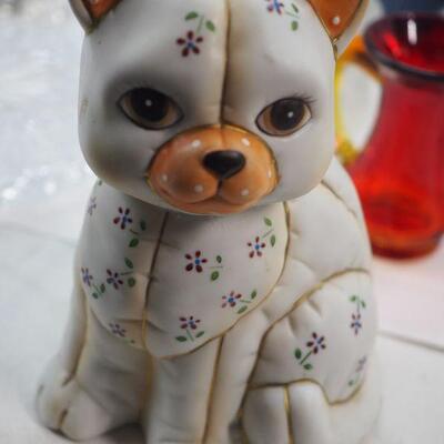 Lot 99 Glassware and figurines