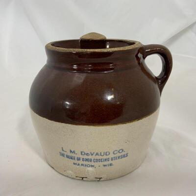 .236. VINTAGE | L.M. DeVaud Co. Bean Pot | Marion Wis