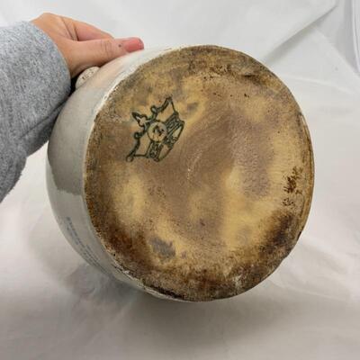 .236. VINTAGE | L.M. DeVaud Co. Bean Pot | Marion Wis
