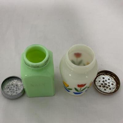 .242. VINTAGE | Fire King Tulip | McKee Jadite | Salt Shakers